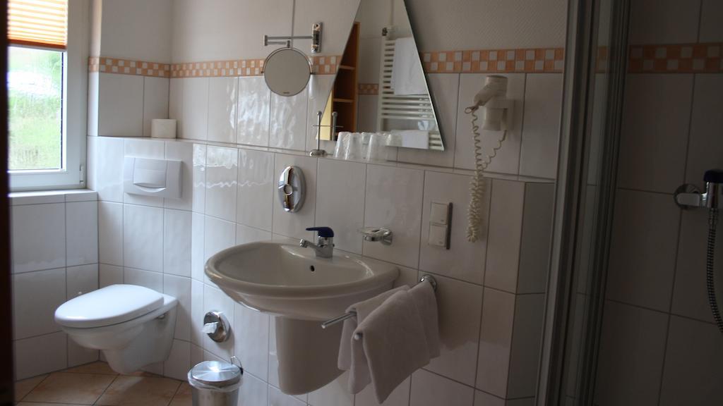 Hotel Garni Elegant Вилинген Екстериор снимка